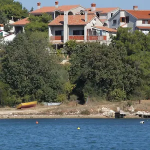 studio-medulin-2255a.pula-hotels.org/